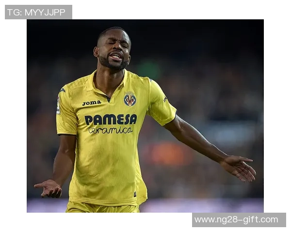 西甲赛场惊现冷门曼联凭乌龙球小胜热刺引发全场热议