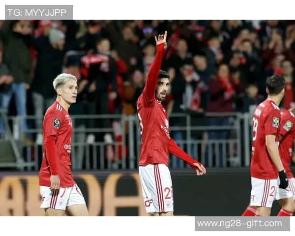 英超激战：拜仁逆转皇马5-1全场沸腾转会传闻不断涌现