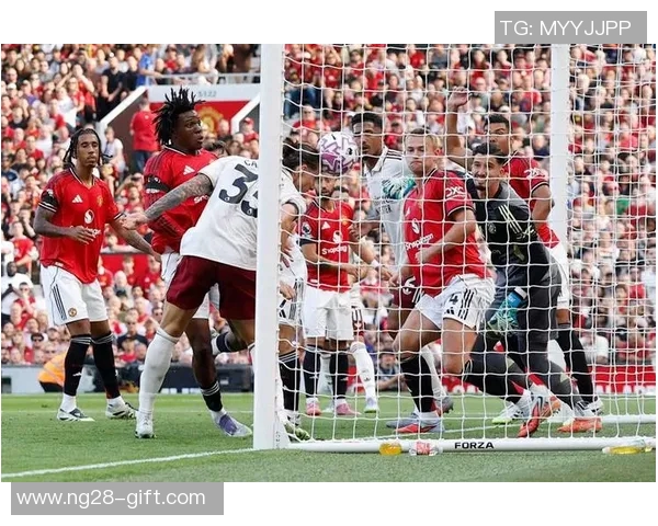 英超赛场惊现冷门巴黎圣日耳曼逆转里昂引发全场热议